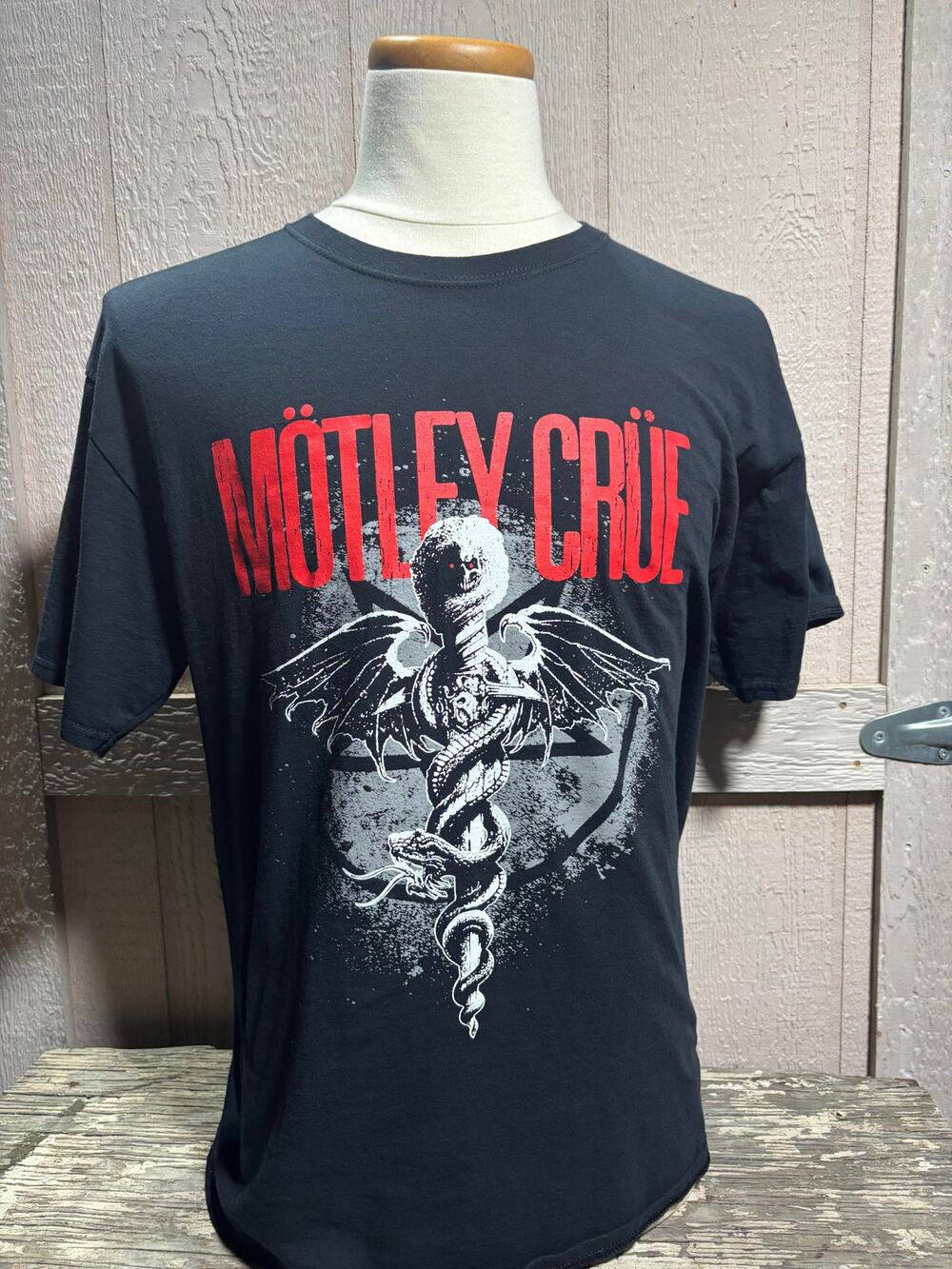 Motley Cure Black T-Shirt Size Large Official Dr Feelgood New unworn